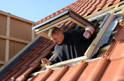 Pose de fenêtres de toit Velux à Courpignac